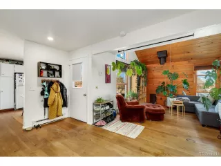 Photo #4: 5352448 Listing