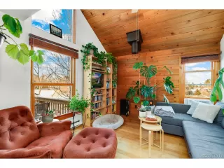 Photo #6: 5352448 Listing