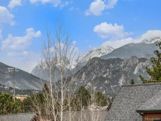 Photo #2: 5361603 Listing