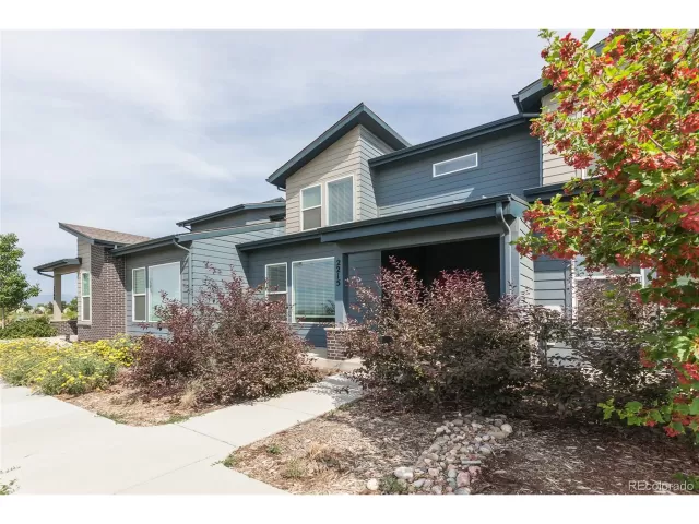 MLS: 5374134 Condo For Sale