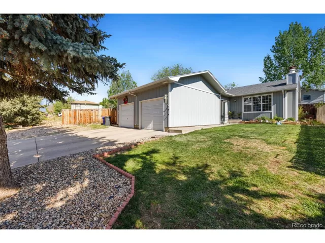 MLS: 5379789 Condo For Sale