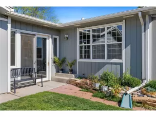 Photo #2: 5379789 Listing