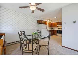 Photo #6: 5379789 Listing