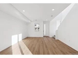 Photo #3: 5381924 Listing 