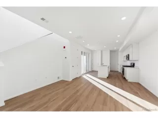 Photo #5: 5381924 Listing 