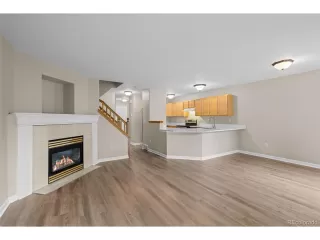 Photo #5: 5389869 Listing 