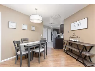 Photo #6: 5396548 Listing