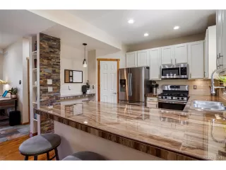 Photo #3: 5401566 Listing