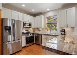 Photo #4: 5401566 Listing