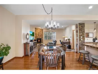 Photo #5: 5401566 Listing