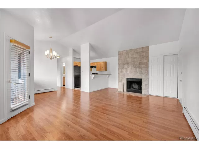 MLS: 5413360 Condo For Sale