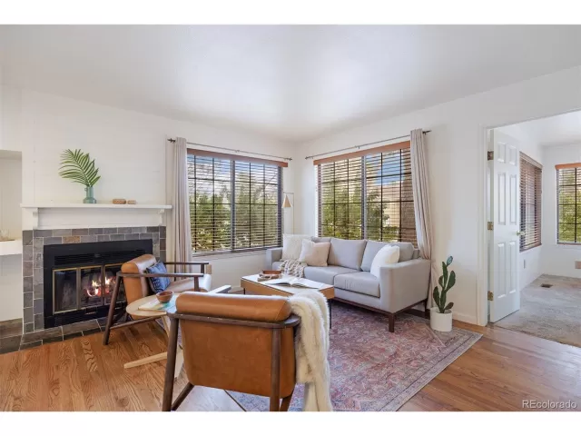 MLS: 5417083 Condo For Sale