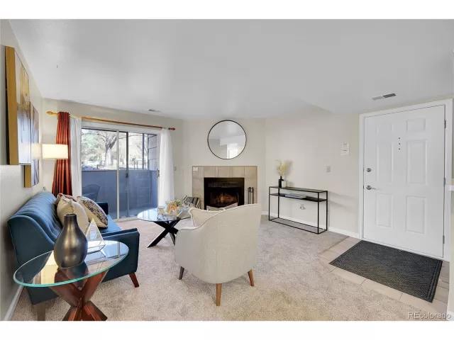 MLS: 5433689 Condo For Sale