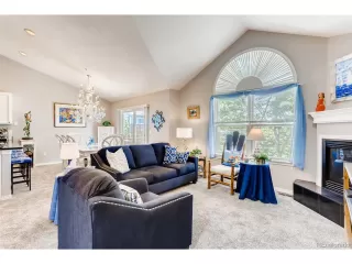 Photo #2: 5451618 Listing