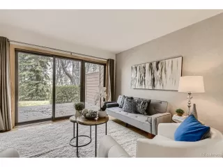 Photo #6: 5479492 Listing