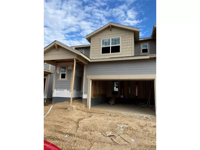 MLS: 5485540 Condo For Sale