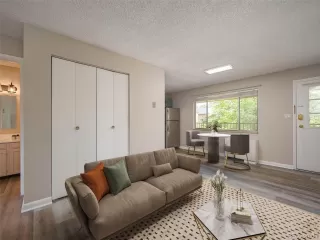 Photo #5: 5486123 Listing