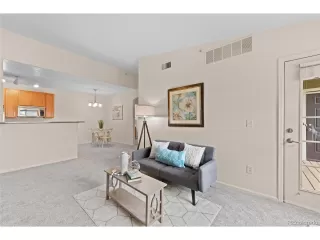 Photo #6: 5510070 Listing