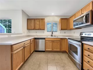 Photo #5: 5511943 Listing