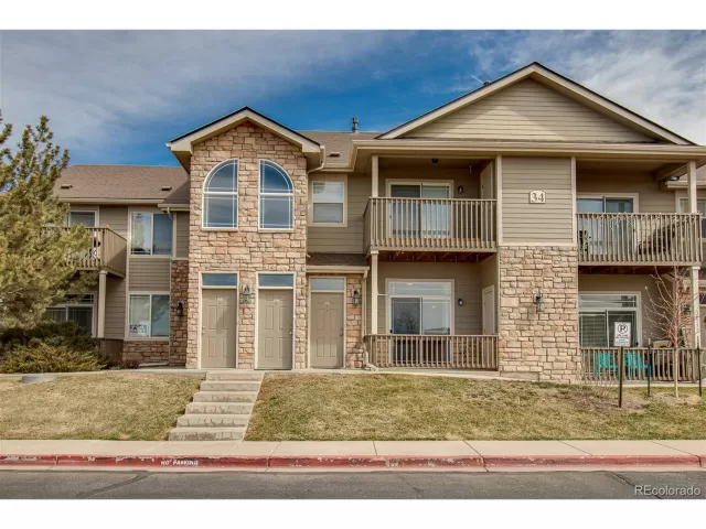 MLS: 5525507 Condo For Sale