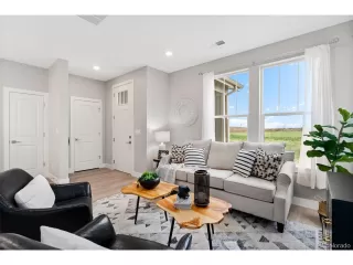 Photo #5: 5537573 Listing