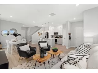 Photo #6: 5537573 Listing