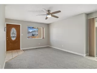 Photo #5: 5578681 Listing