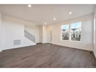 Photo #4: 5586595 Listing