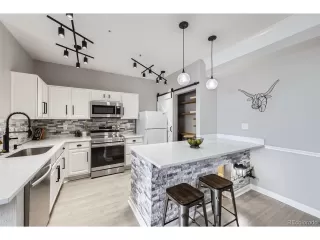 Photo #2: 5599054 Listing