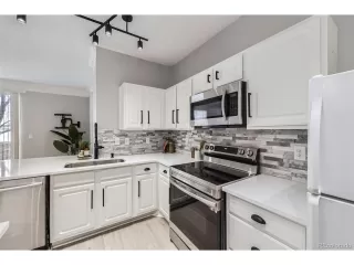 Photo #3: 5599054 Listing