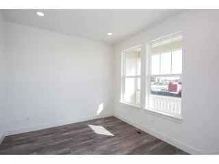 Photo #4: 5605895 Listing