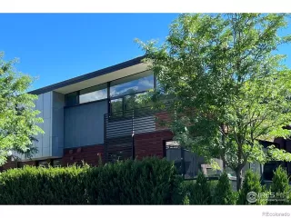 Photo #2: 5607056 Listing