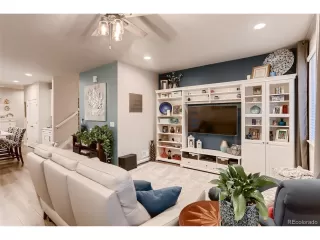 Photo #5: 5657765 Listing