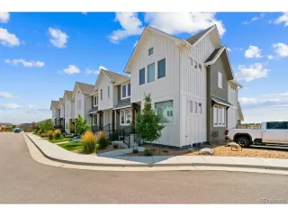 Photo #1: 5665698 Listing