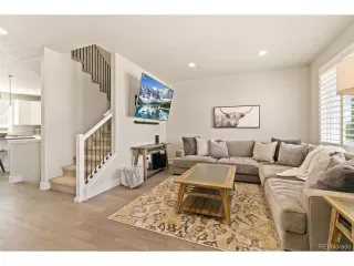 Photo #6: 5665698 Listing