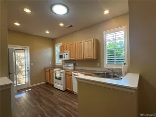 Photo #6: 5669762 Listing