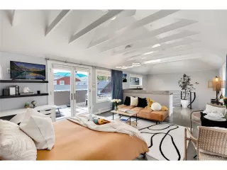 Photo #6: 5684181 Listing