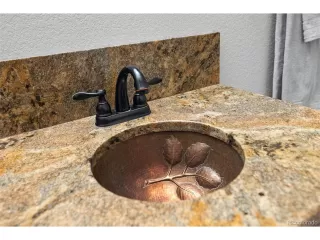 Photo #6: 5684341 Listing 