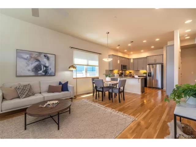 MLS: 5689254 Condo For Sale