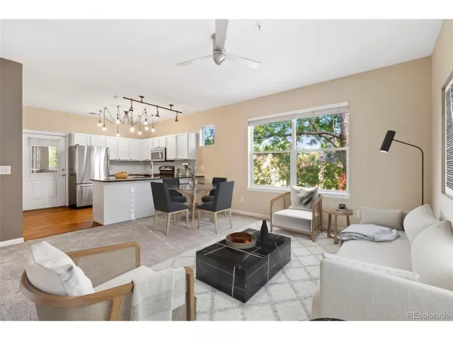 MLS: 5698751 Condo For Sale