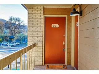 Photo #3: 5700349 Listing 