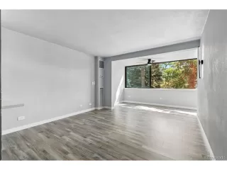 Photo #5: 5706827 Listing 