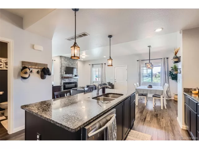 MLS: 5707241 Condo For Sale