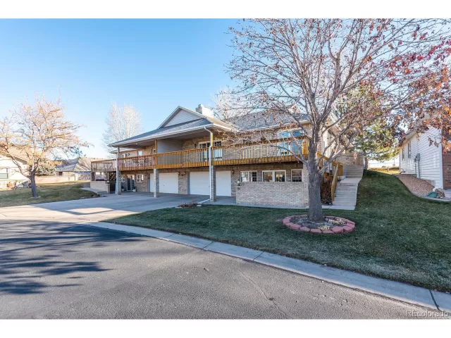 MLS: 5718655 Condo For Sale