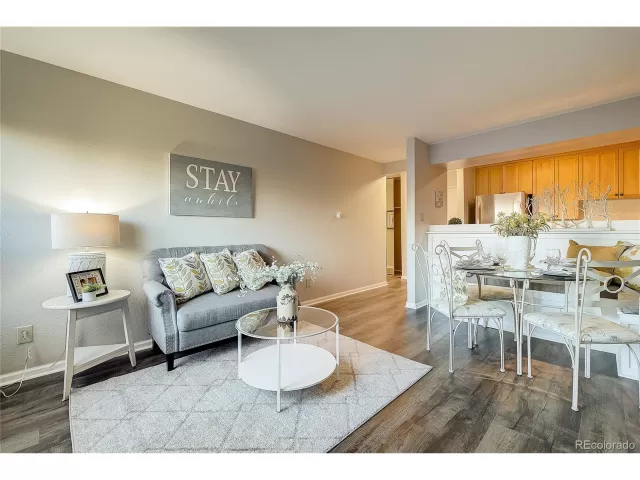 MLS: 5719038 Condo For Sale