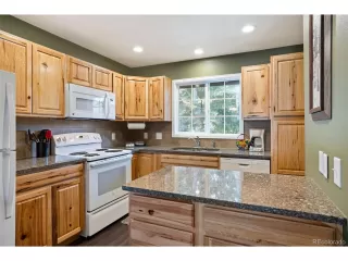 Photo #3: 5719336 Listing