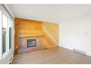 Photo #2: 5735833 Listing