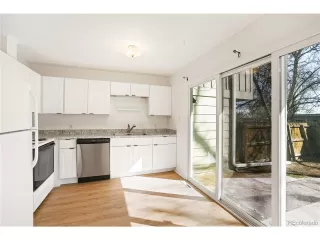 Photo #6: 5735833 Listing