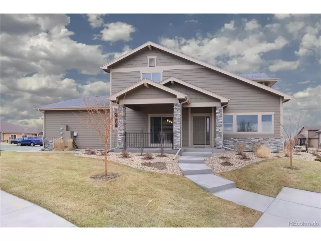 MLS: 5771066 Condo For Sale