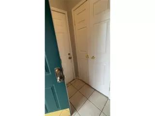 Photo #3: 5774678 Listing